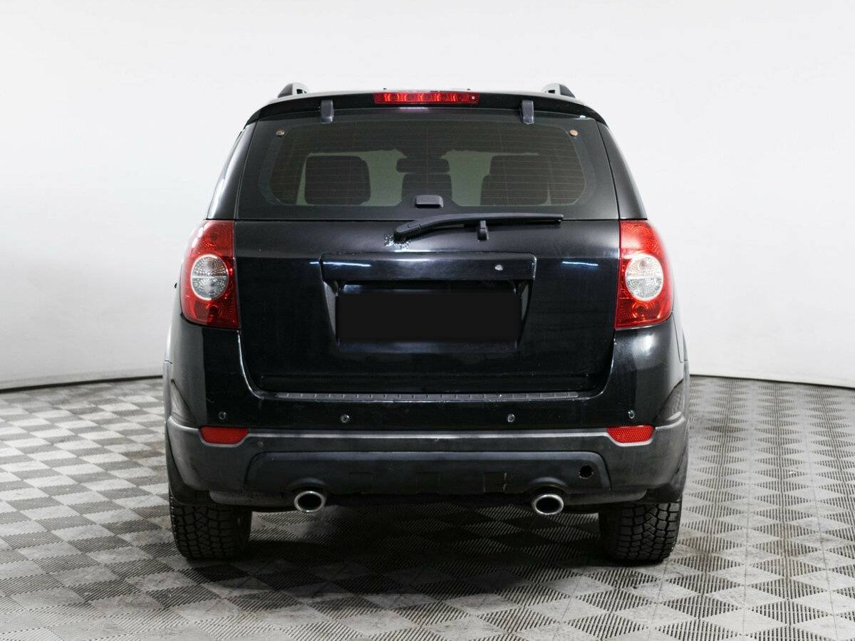 Chevrolet Captiva с пробегом — 2008 год. Фото: #5