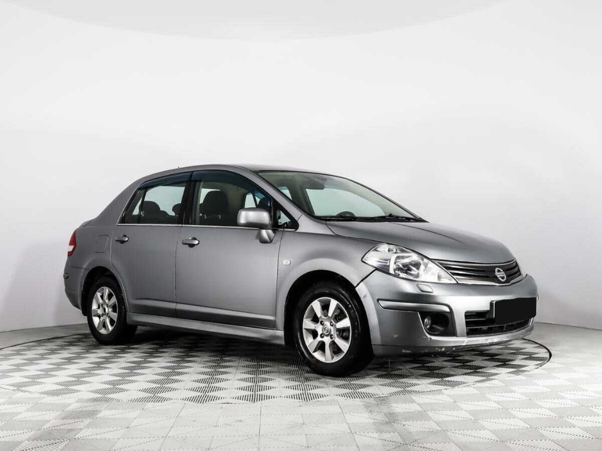 Nissan Tiida с пробегом — 2012 год. Фото: #2