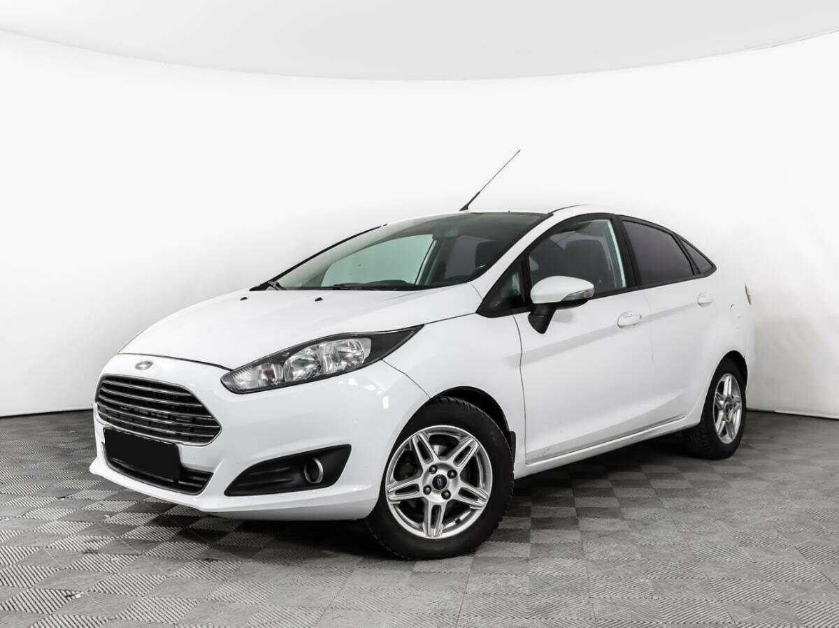 Ford Fiesta с пробегом — 2015 год. Фото: #0