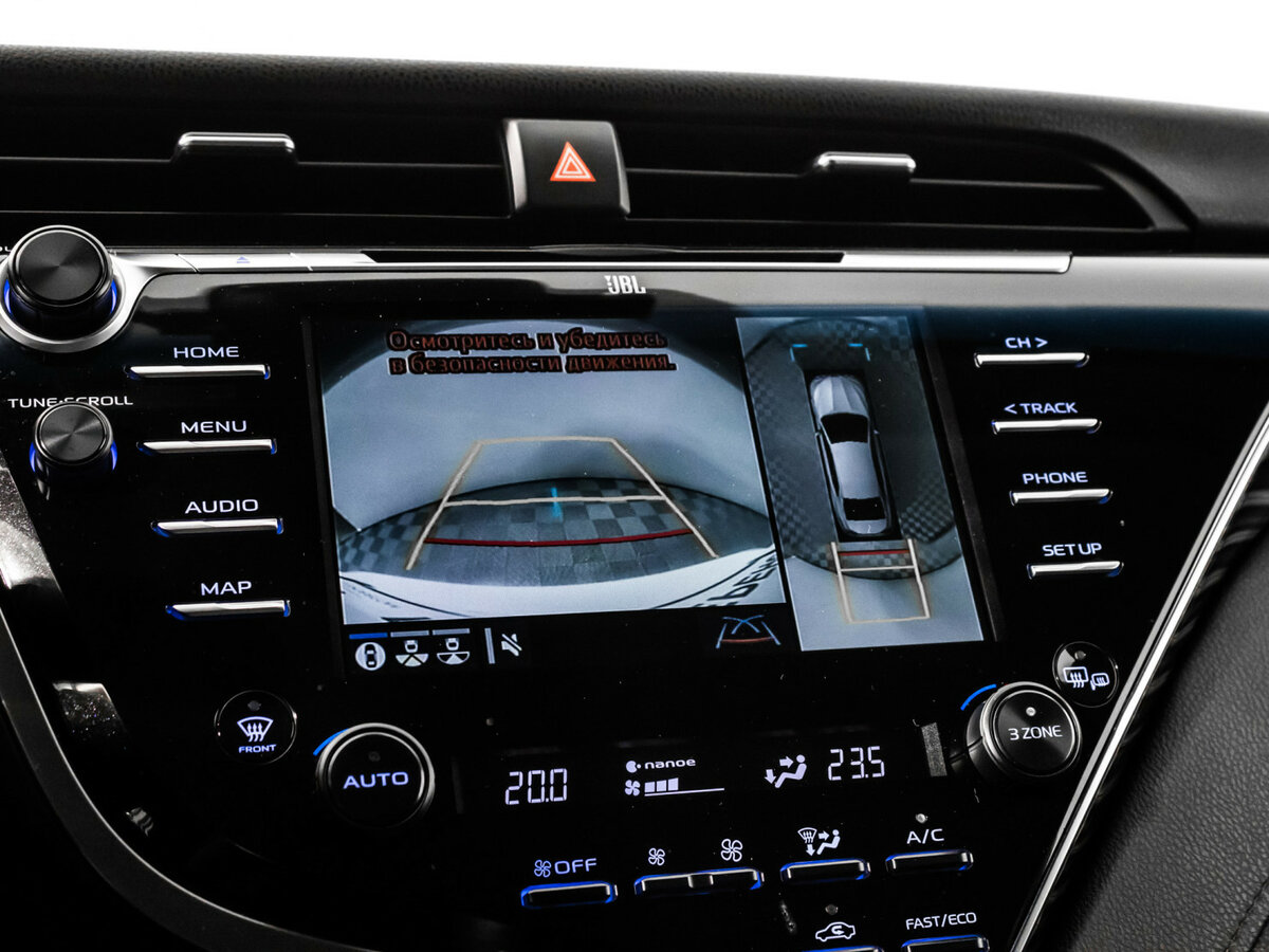 Toyota Camry с пробегом — 2018 год. Фото: #19