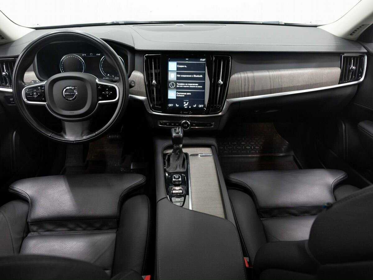 Volvo V90 Cross Country с пробегом — 2020 год. Фото: #14