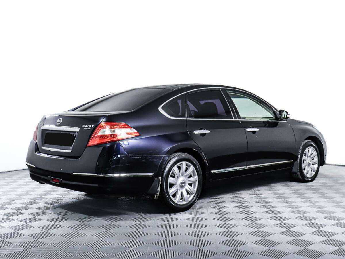 Nissan Teana с пробегом — 2010 год. Фото: #4