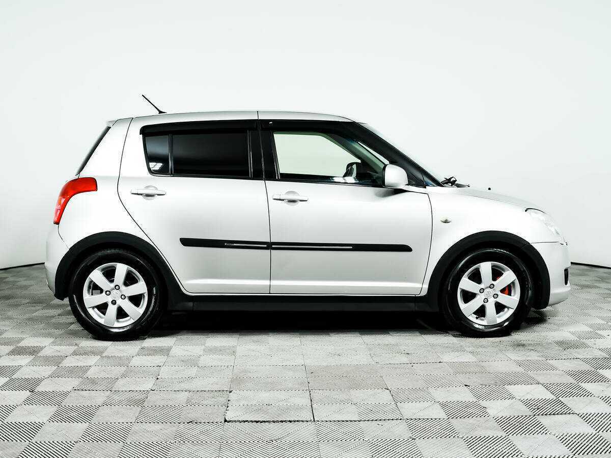 Suzuki Swift с пробегом — 2008 год. Фото: #3