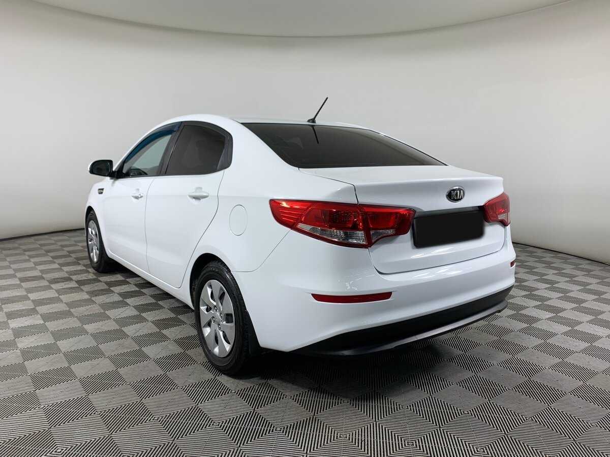 Kia Rio с пробегом — 2016 год. Фото: #6