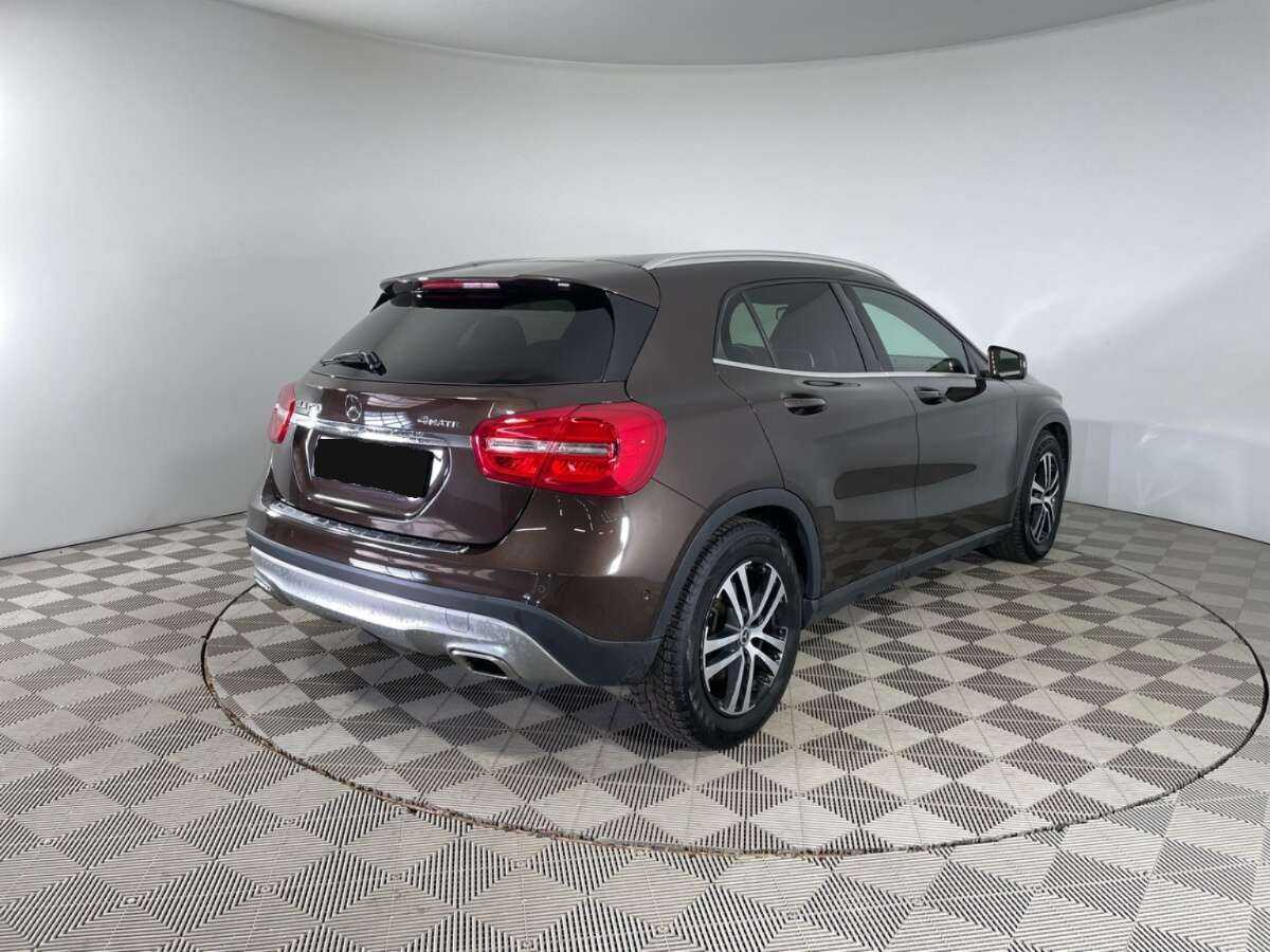 Mercedes-Benz GLA с пробегом — 2014 год. Фото: #5