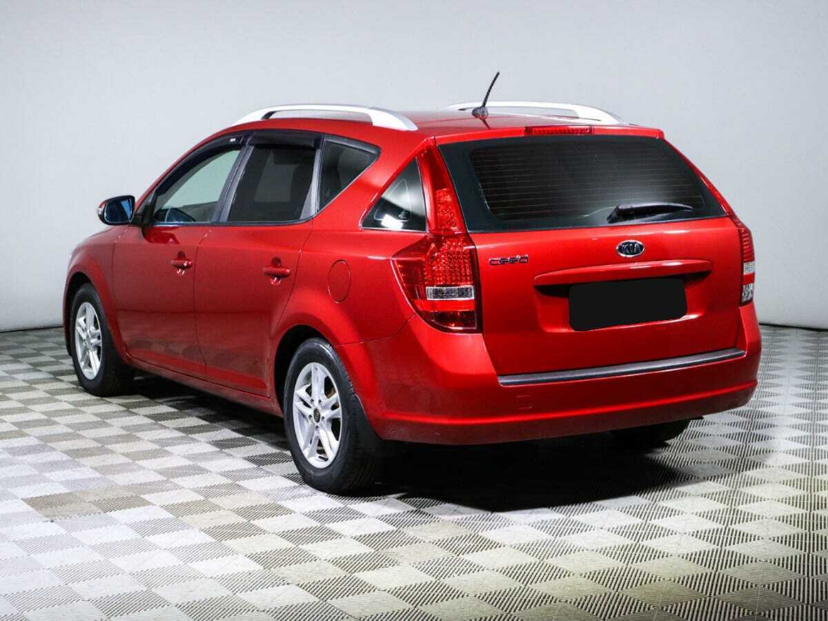 Kia Ceed с пробегом — 2010 год. Фото: #5