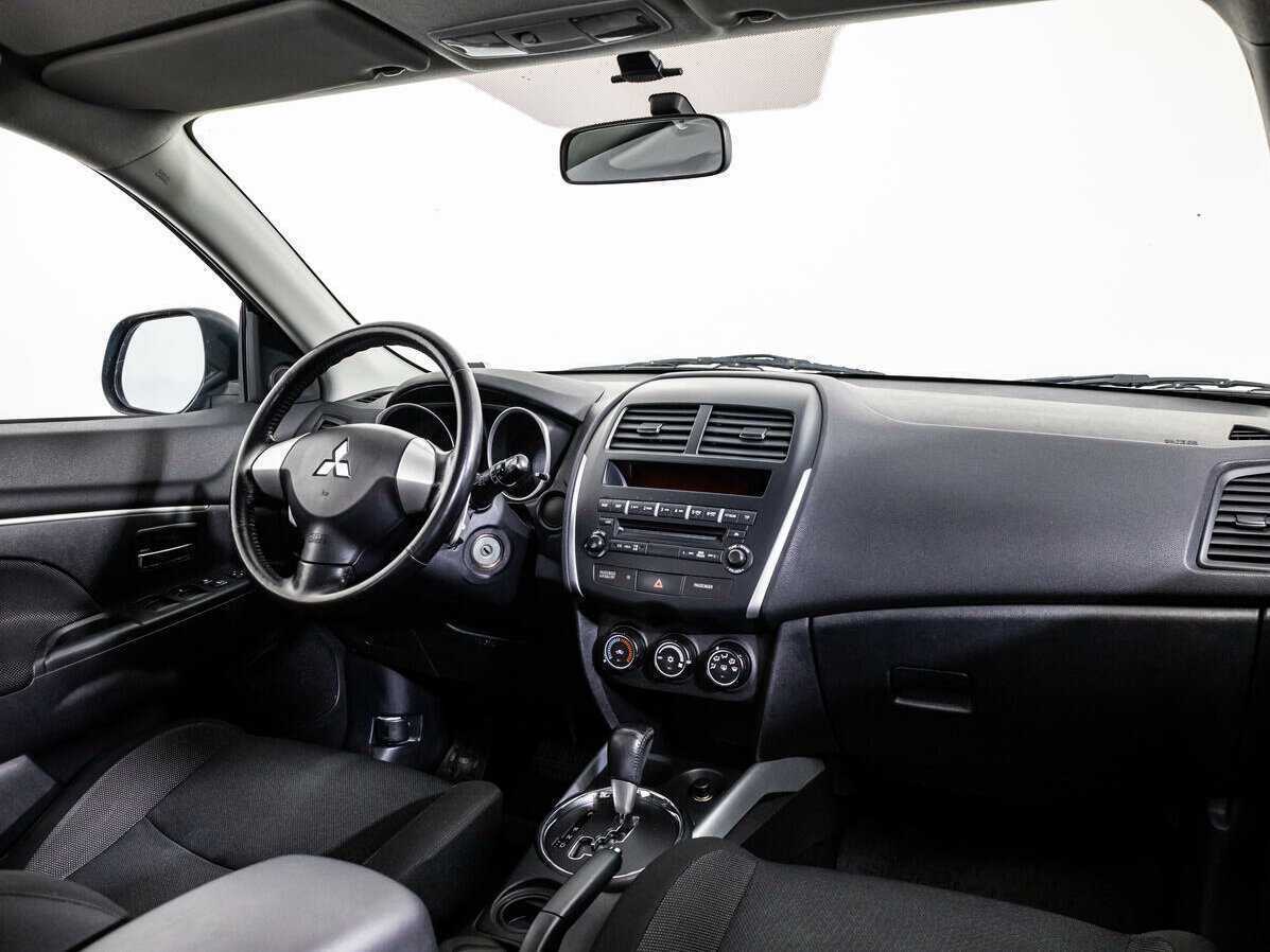Mitsubishi ASX с пробегом — 2011 год. Фото: #8