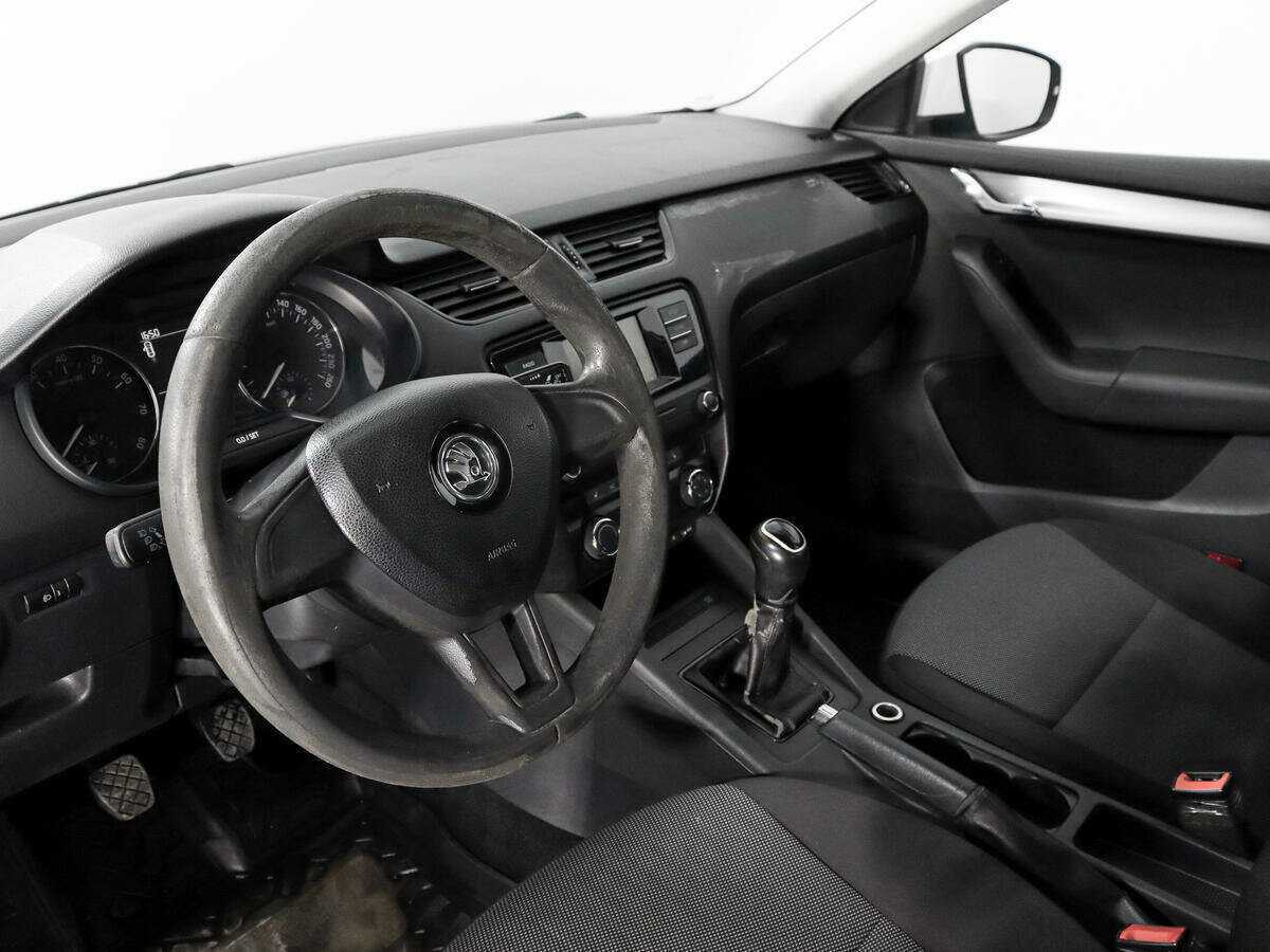 Skoda Octavia с пробегом — 2016 год. Фото: #8