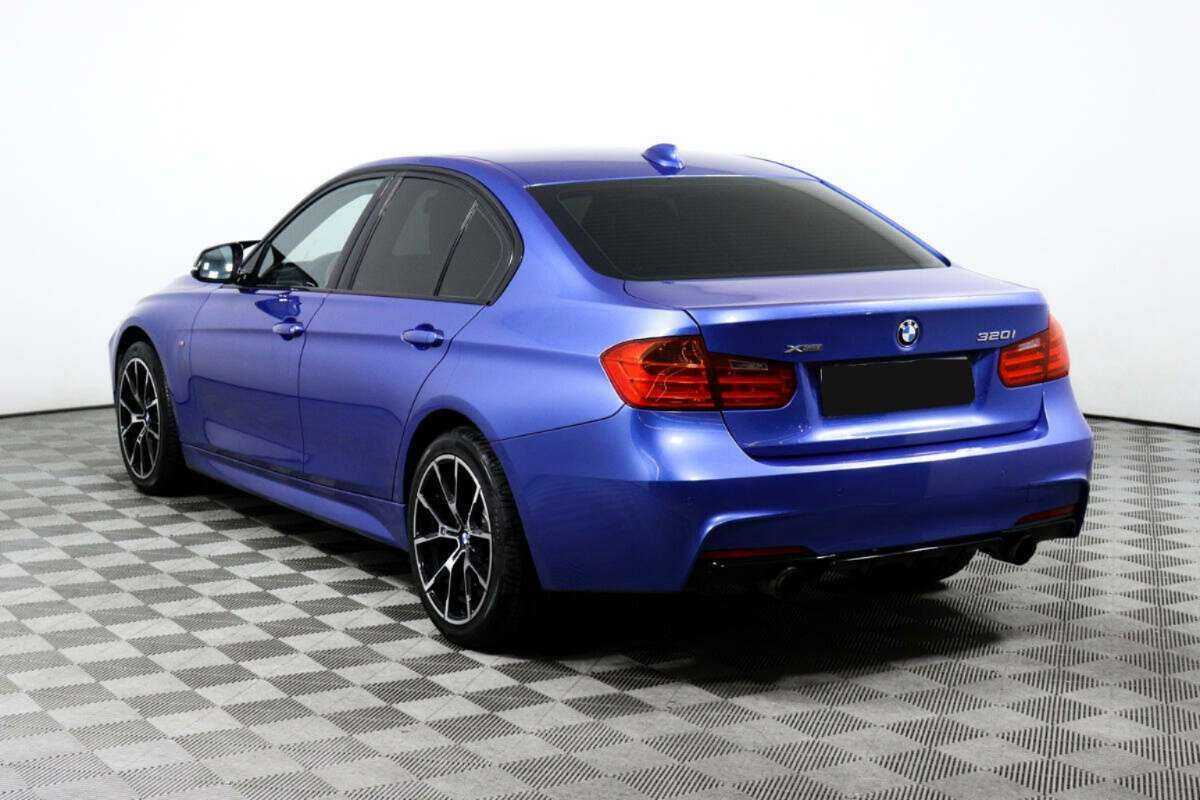 BMW 3 серии с пробегом — 2015 год. Фото: #6