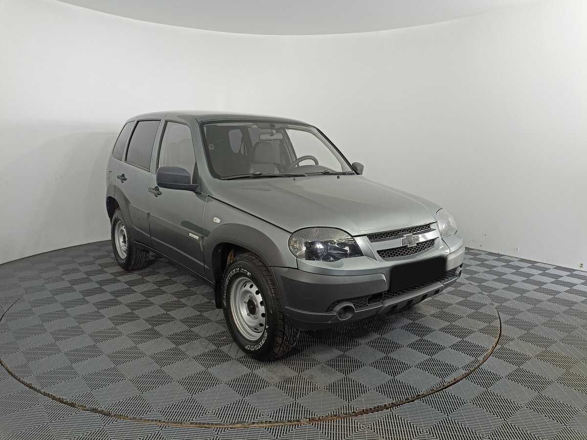 Chevrolet Niva с пробегом — 2014 год. Фото: #2