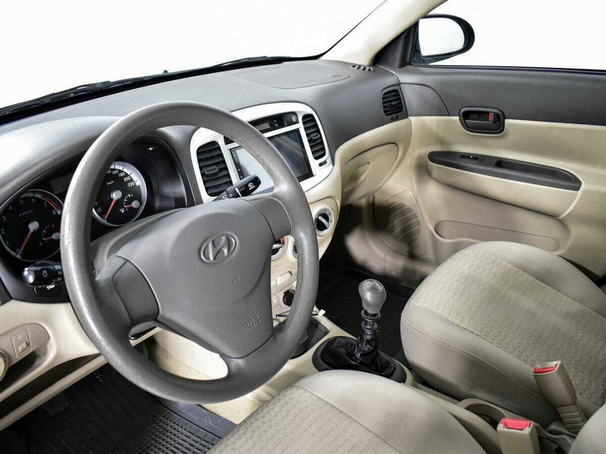Hyundai Accent с пробегом — 2008 год. Фото: #8
