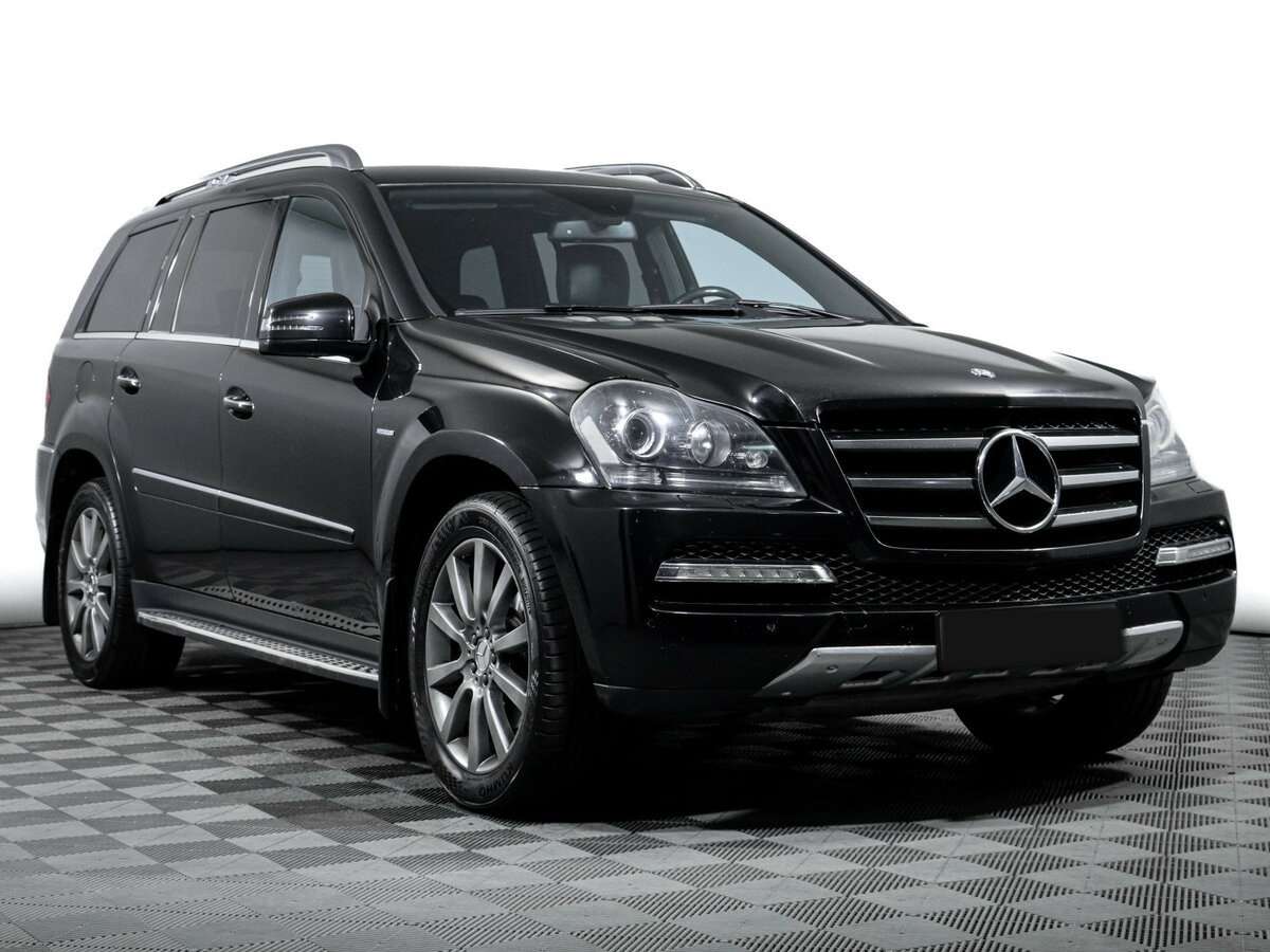 Mercedes-Benz GL-Класс с пробегом — 2012 год. Фото: #2