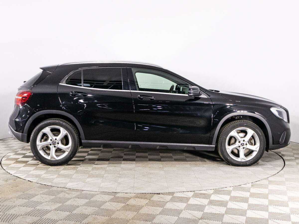 Mercedes-Benz GLA с пробегом — 2018 год. Фото: #3