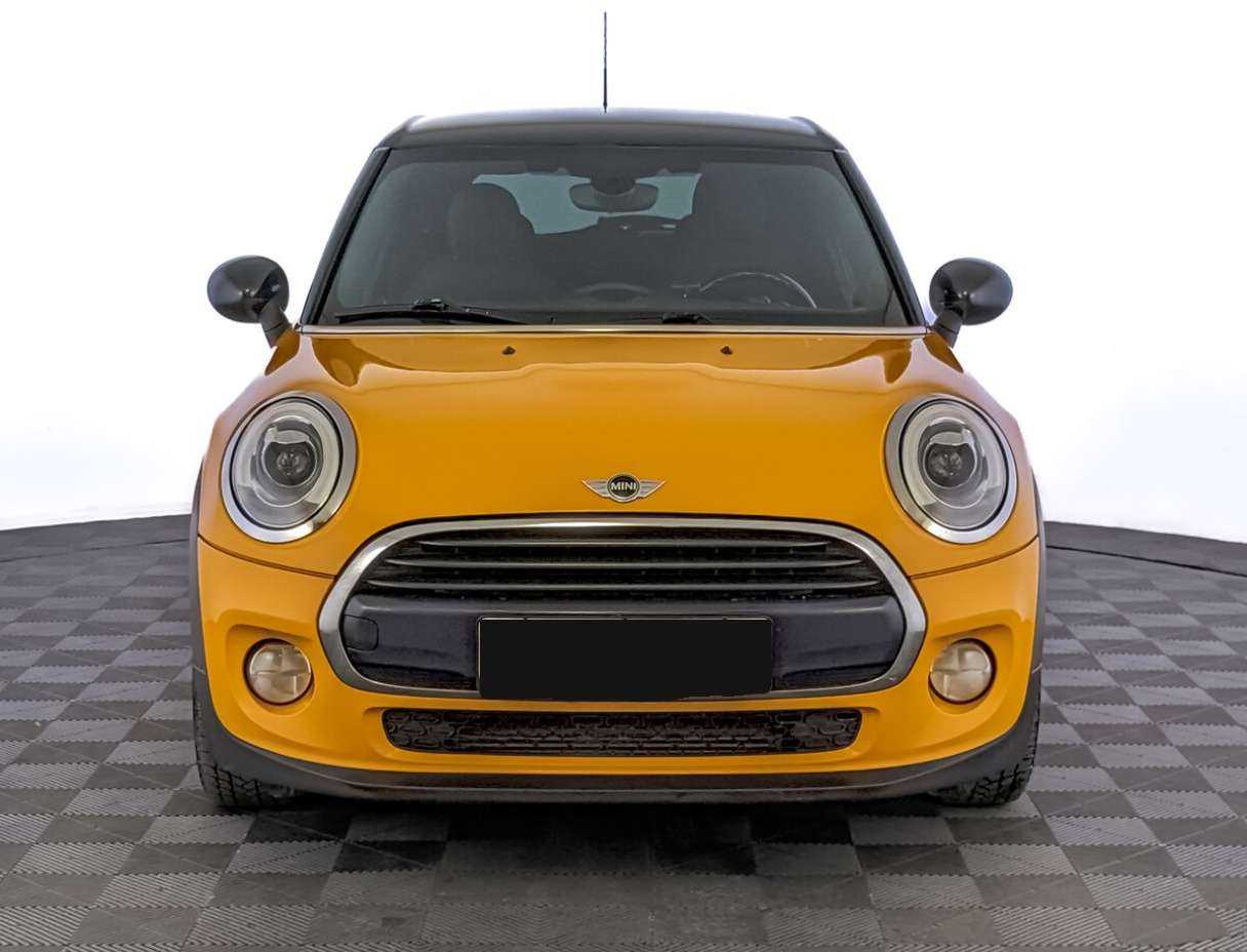 Mini Hatch с пробегом — 2017 год. Фото: #1