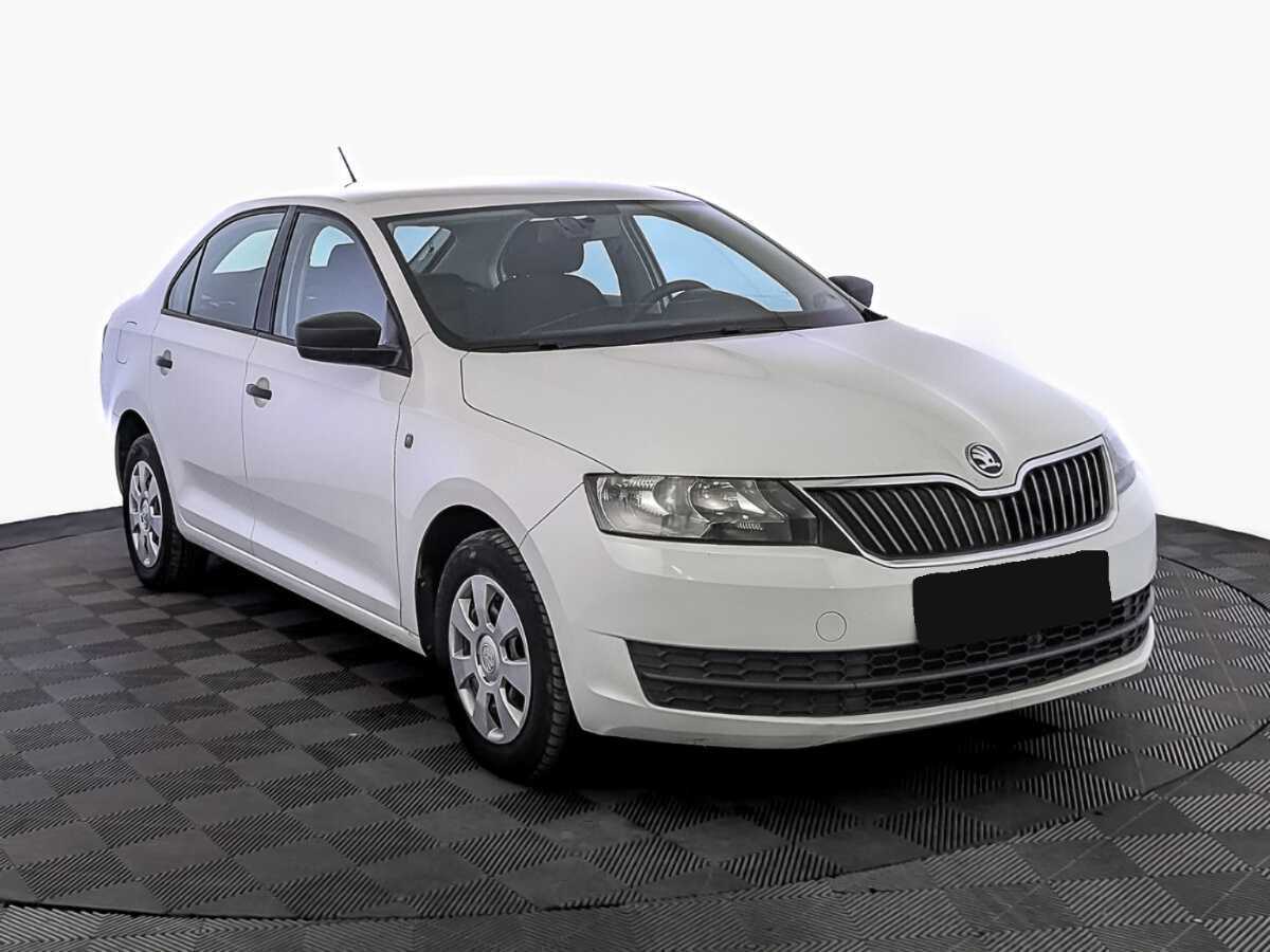 Skoda Rapid с пробегом — 2017 год. Фото: #2