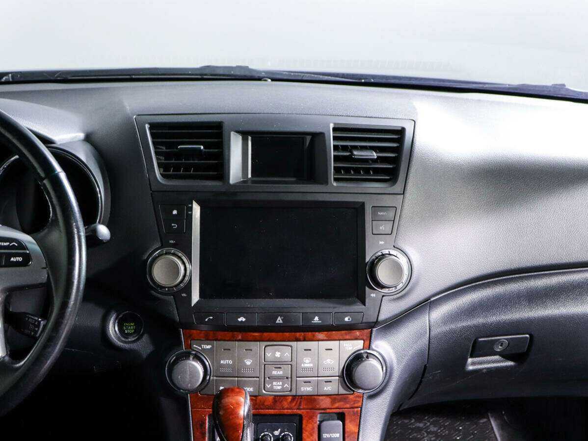Toyota Highlander с пробегом — 2012 год. Фото: #12