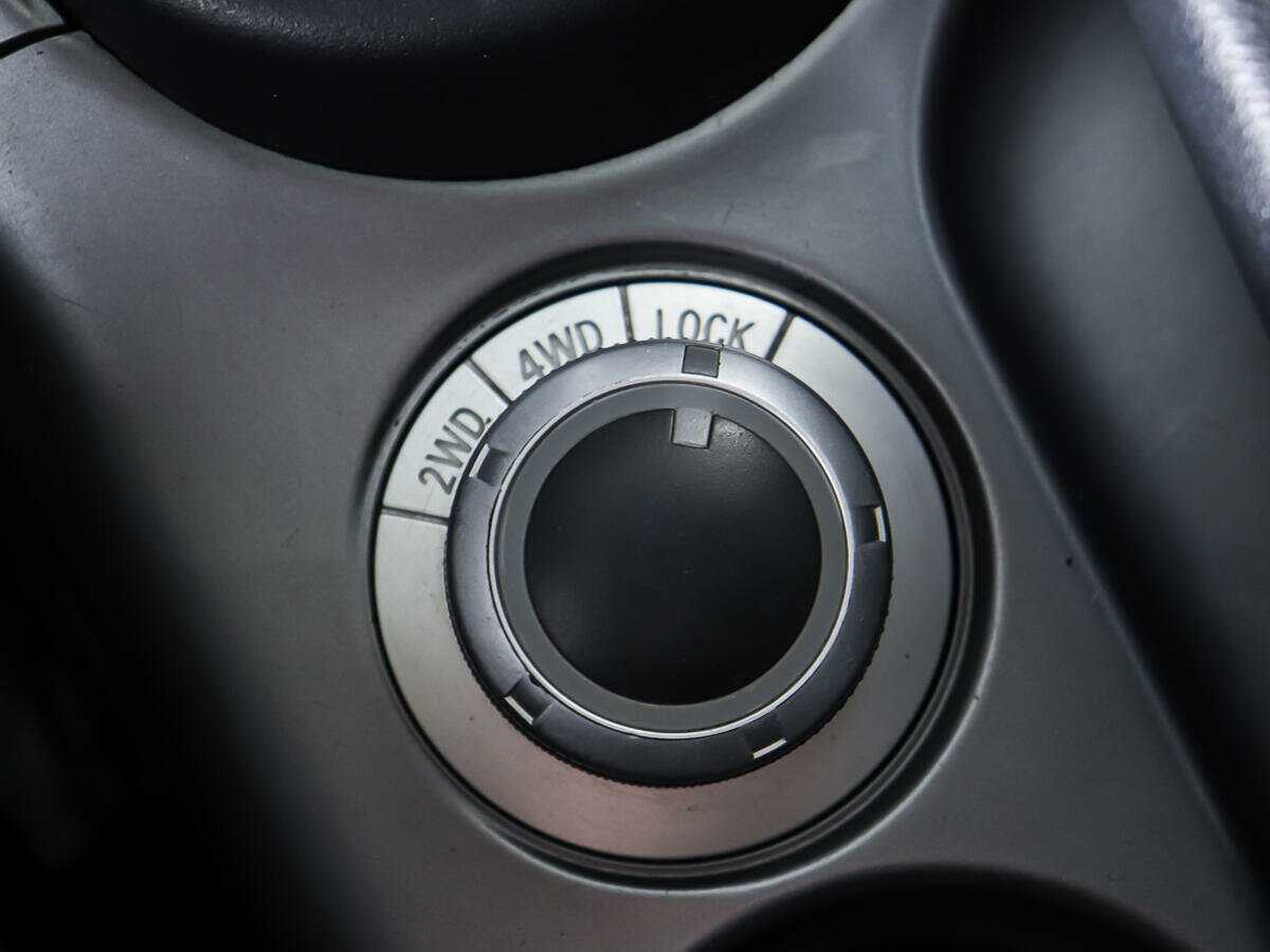 Mitsubishi Outlander с пробегом — 2007 год. Фото: #15