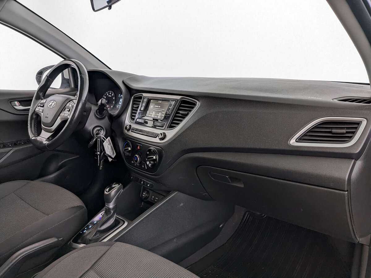Hyundai Solaris с пробегом — 2018 год. Фото: #10