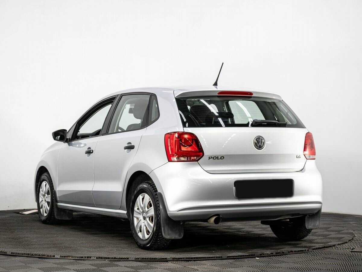 Volkswagen Polo с пробегом — 2011 год. Фото: #5