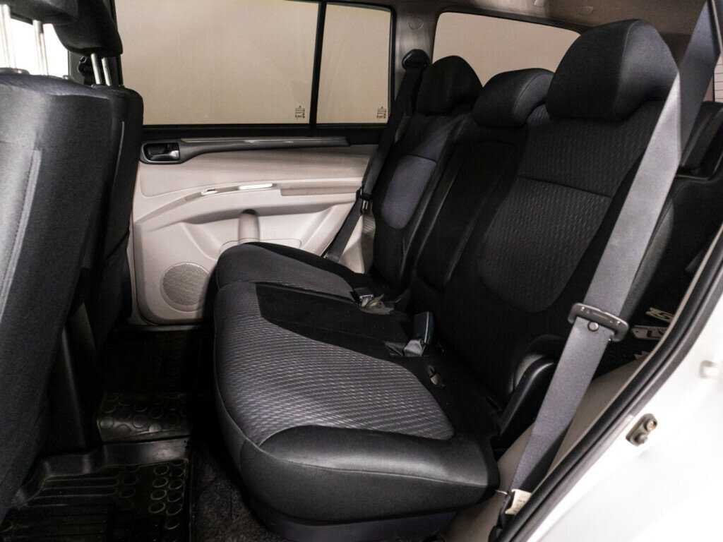 Mitsubishi Pajero Sport с пробегом — 2014 год. Фото: #9