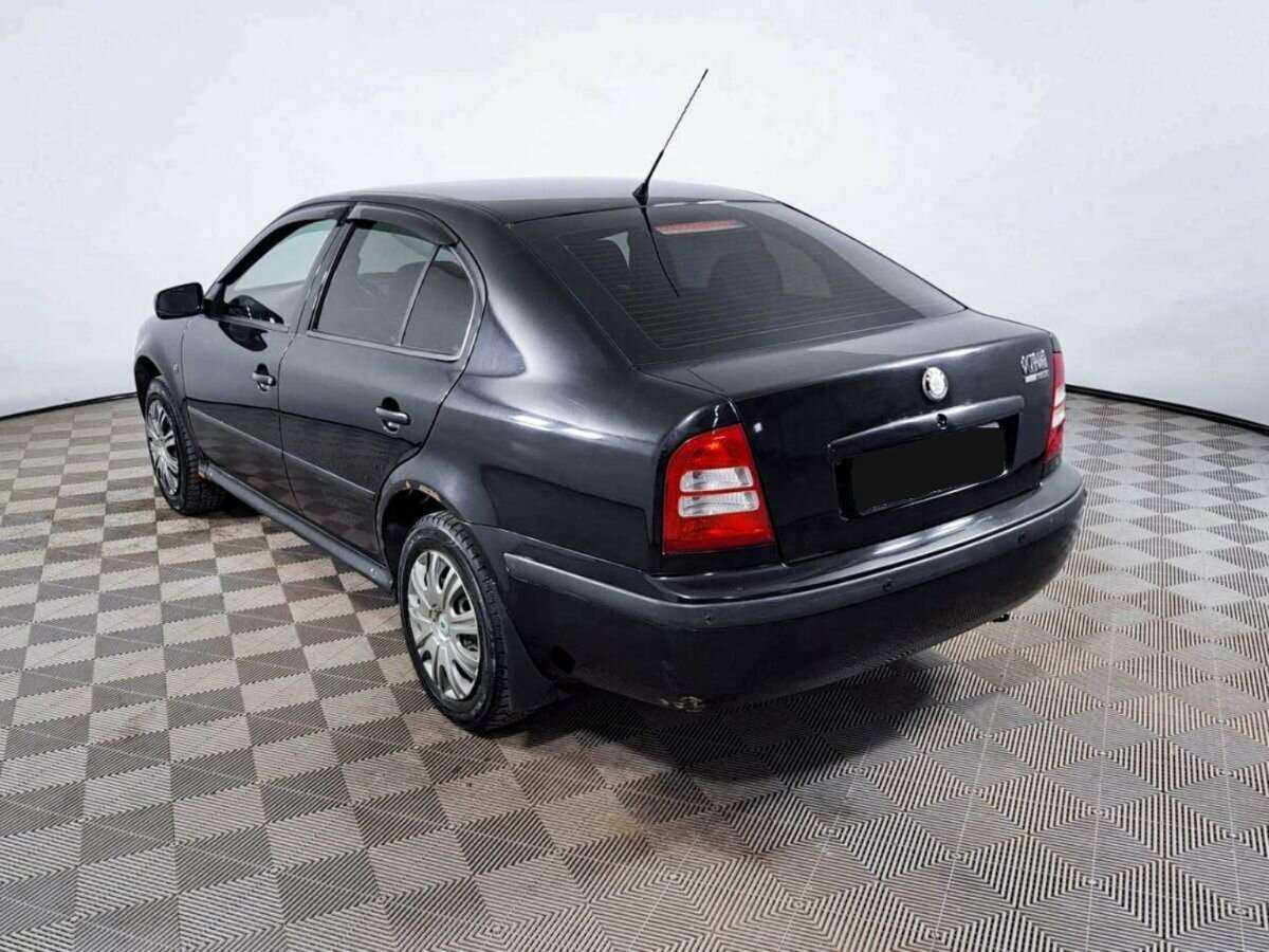Skoda Octavia с пробегом — 2008 год. Фото: #6