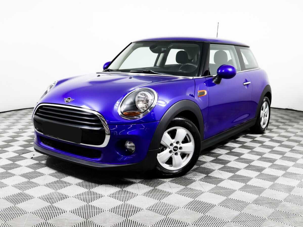 Mini Hatch с пробегом — 2019 год. Посмотреть фото
