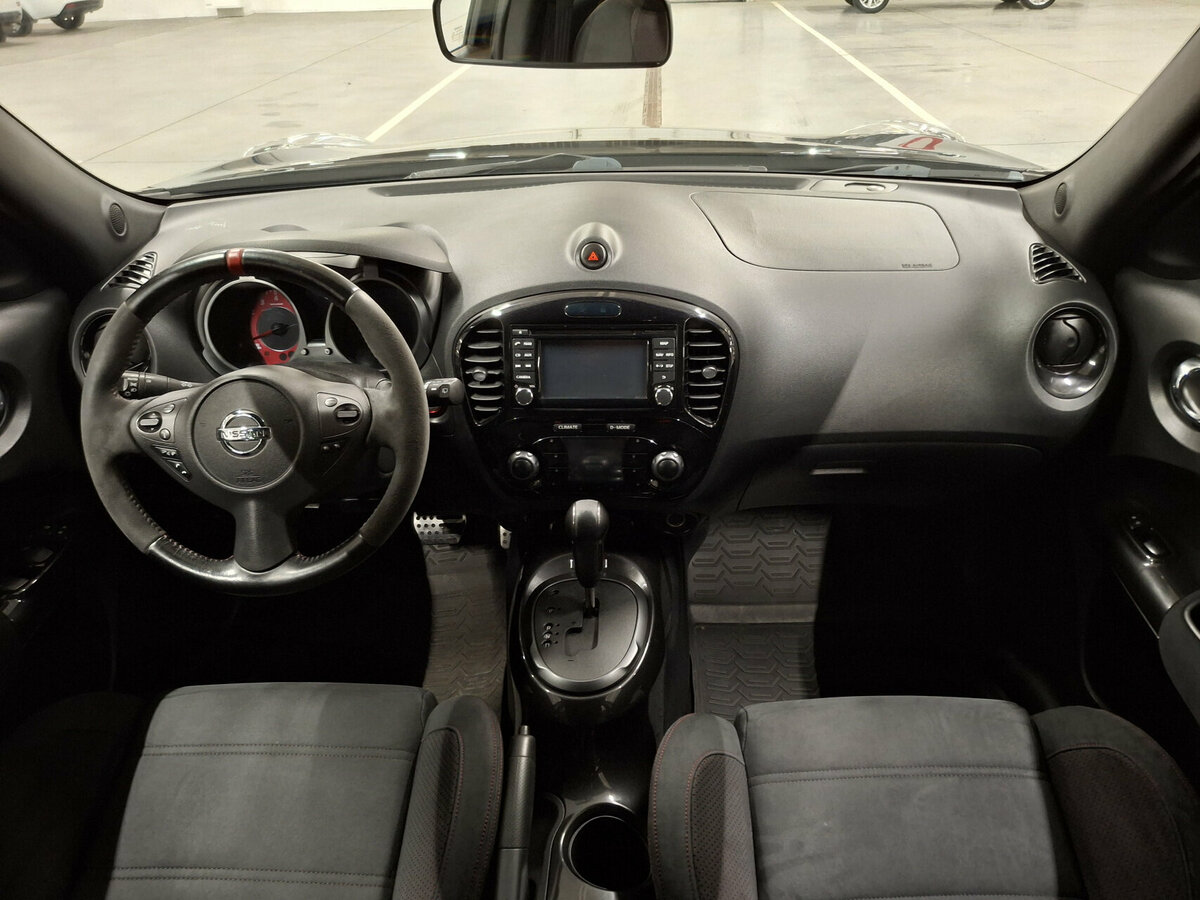 Nissan Juke Nismo с пробегом — 2014 год. Фото: #13