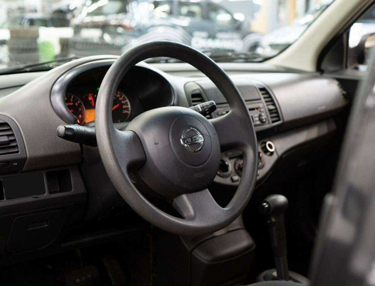 Nissan Micra с пробегом — 2007 год. Фото: #4