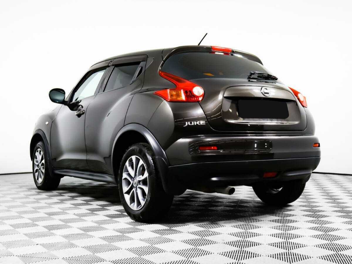 Nissan Juke с пробегом — 2011 год. Фото: #6