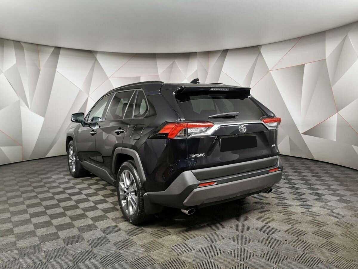 Toyota RAV4 с пробегом — 2019 год. Фото: #3