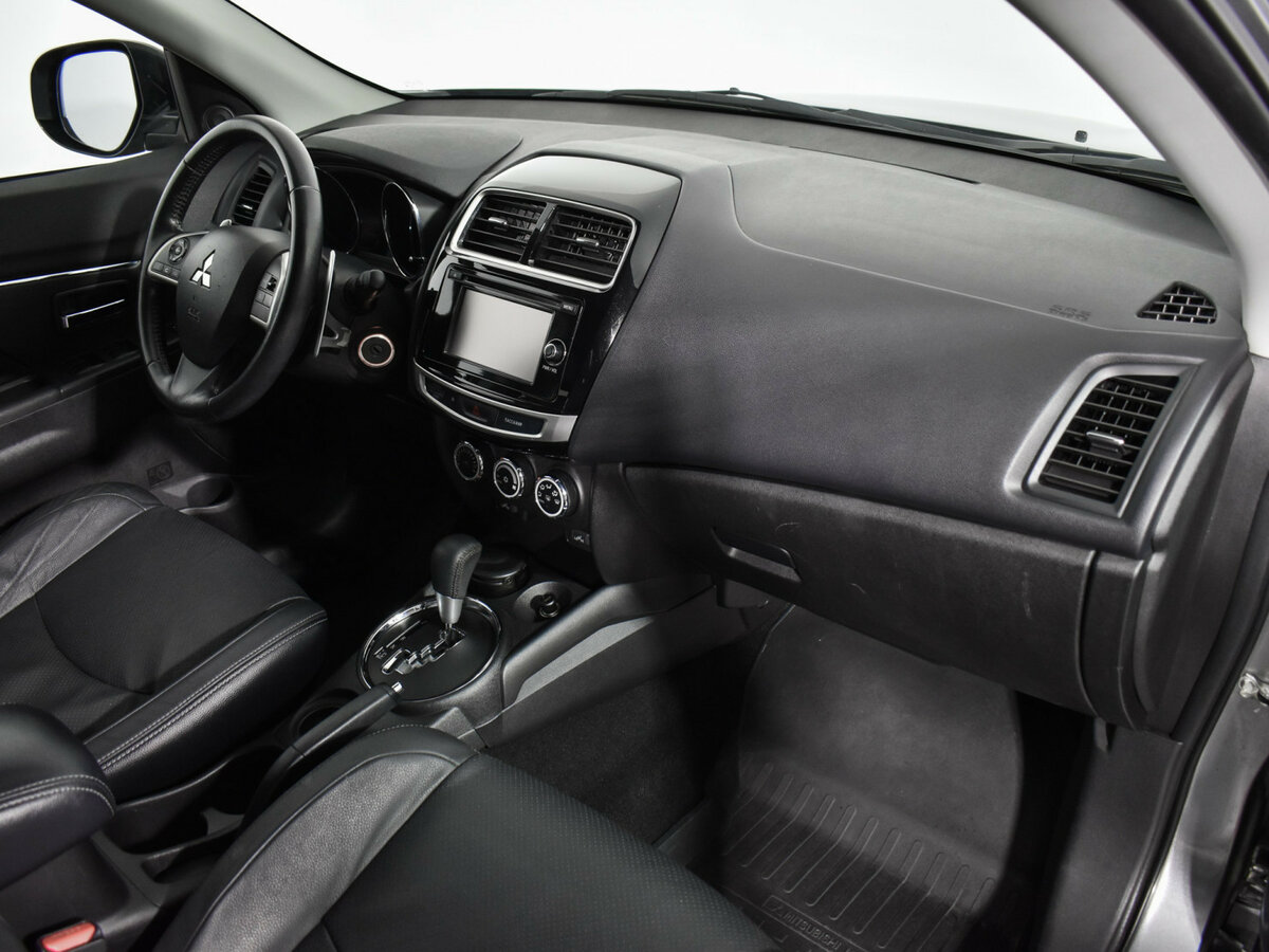 Mitsubishi ASX с пробегом — 2014 год. Фото: #11