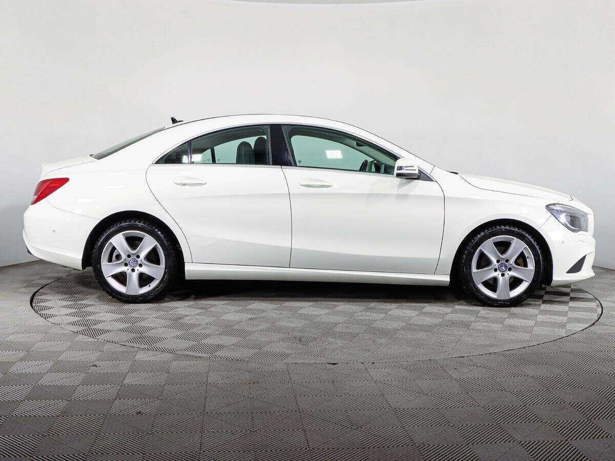 Mercedes-Benz CLA с пробегом — 2015 год. Фото: #3