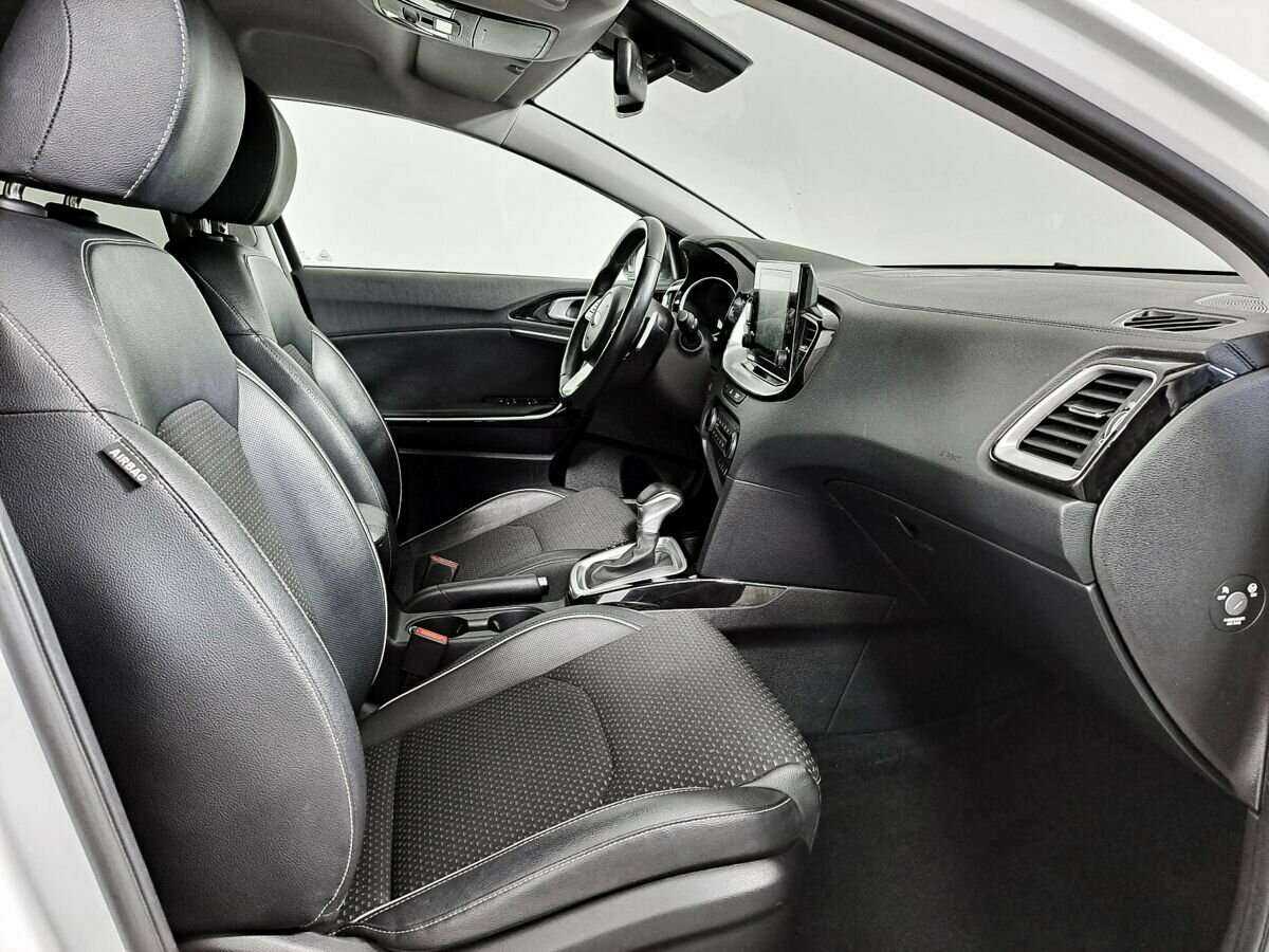 Kia Ceed с пробегом — 2021 год. Фото: #6