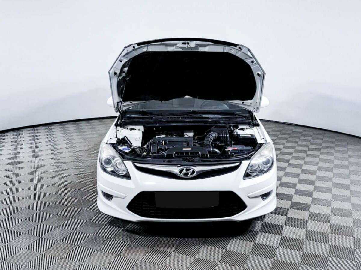 Hyundai i30 с пробегом — 2011 год. Фото: #8