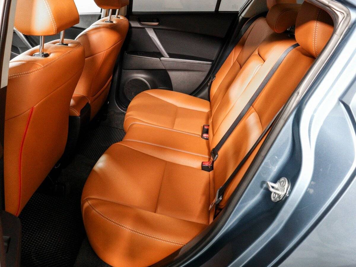 Mazda 3 с пробегом — 2011 год. Фото: #8