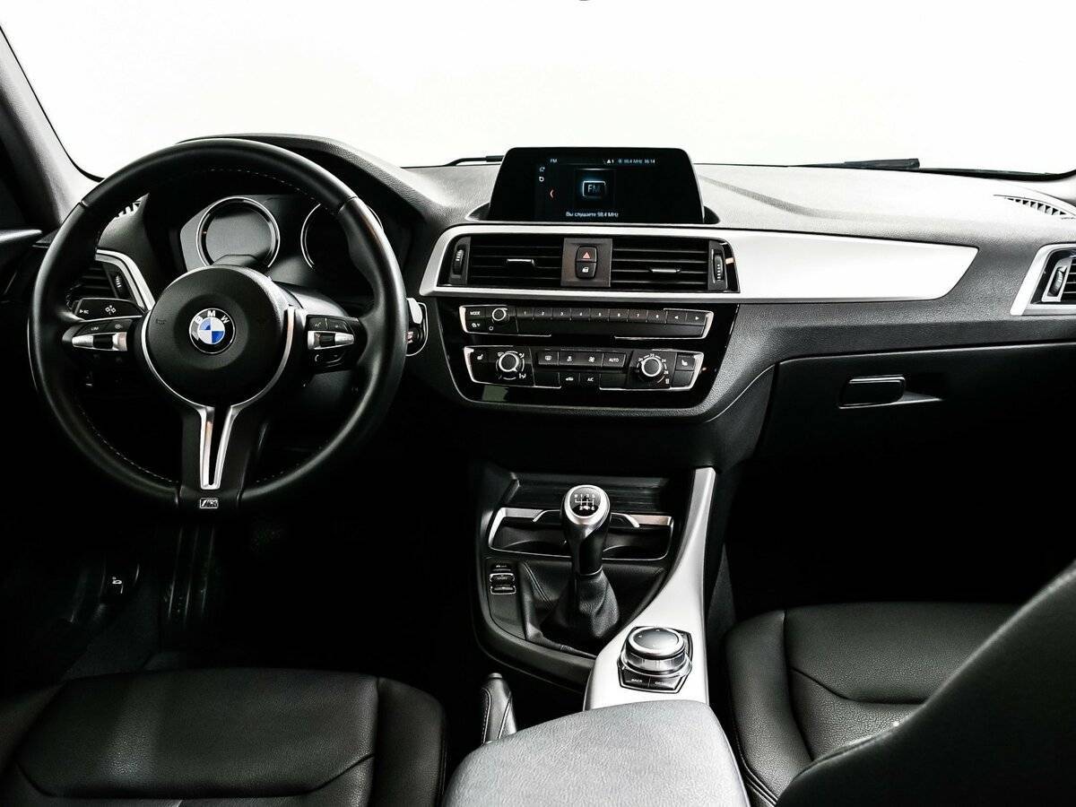BMW 1 серии с пробегом — 2018 год. Фото: #10