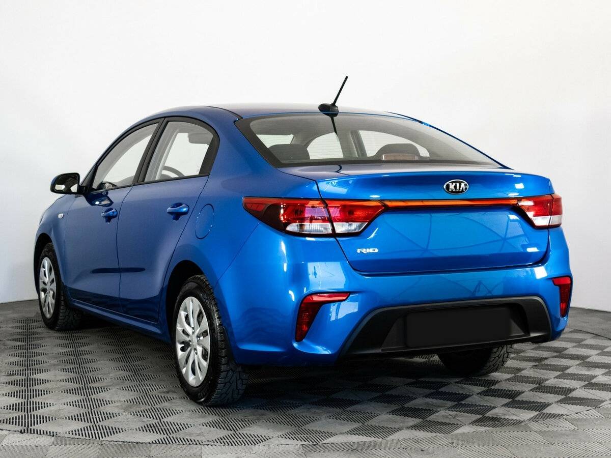 Kia Rio с пробегом — 2017 год. Фото: #5