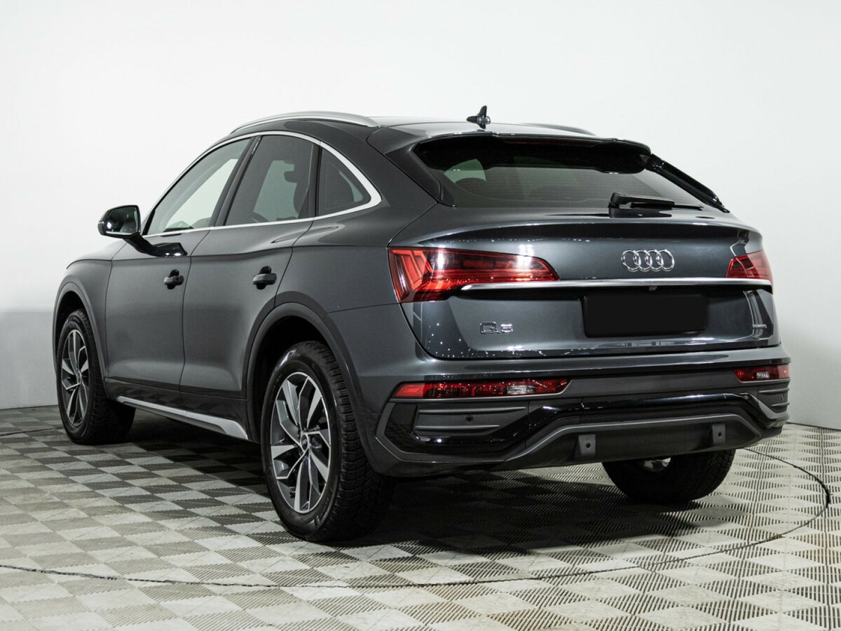 Audi Q5 Sportback с пробегом — 2021 год. Фото: #5