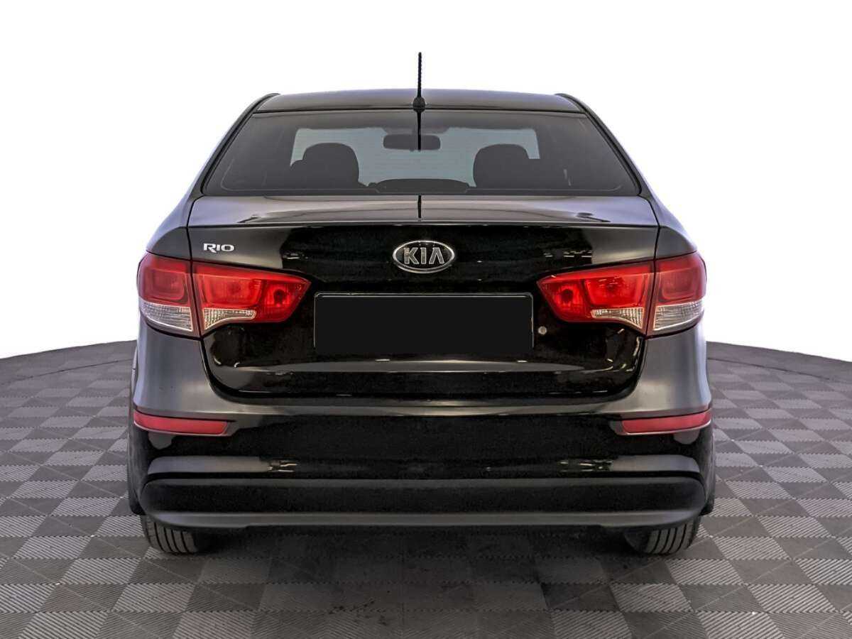 Kia Rio с пробегом — 2016 год. Фото: #5