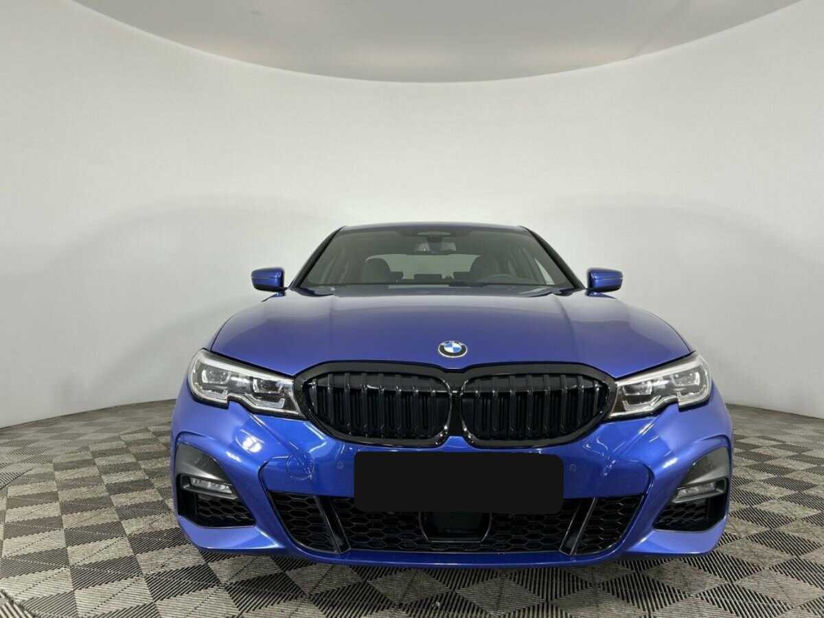 BMW 3 серии с пробегом — 2019 год. Фото: #1