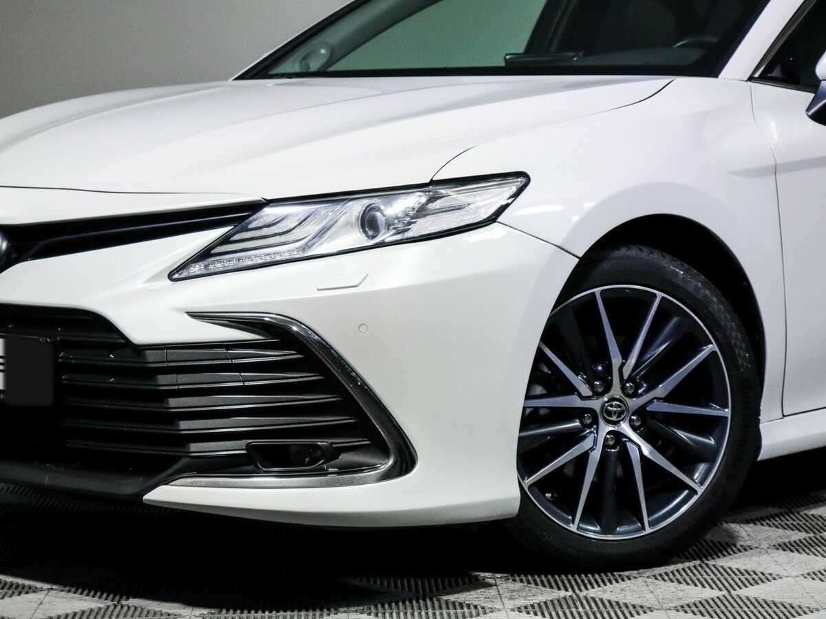 Toyota Camry с пробегом — 2022 год. Фото: #13