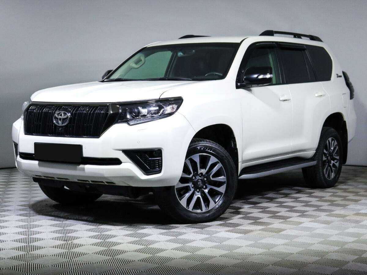 Toyota Land Cruiser Prado с пробегом — 2022 год. Посмотреть фото