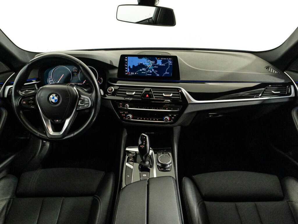BMW 5 серии с пробегом — 2017 год. Фото: #12