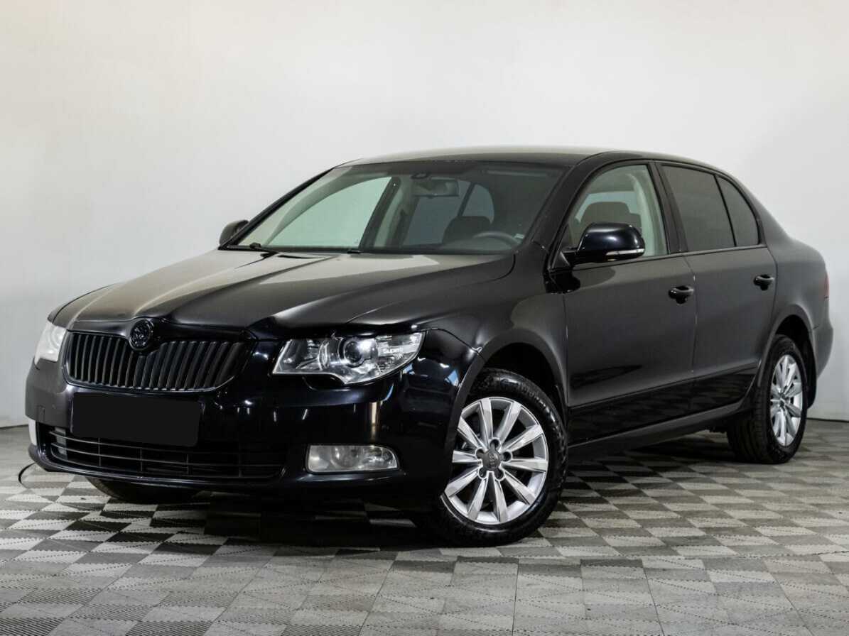 Skoda Superb с пробегом — 2011 год. Фото: #0