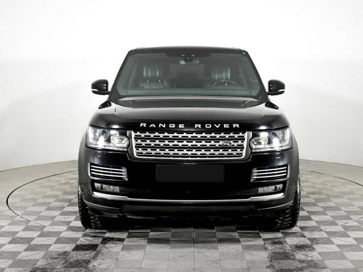 Land Rover Range Rover с пробегом — 2017 год. Фото: #1