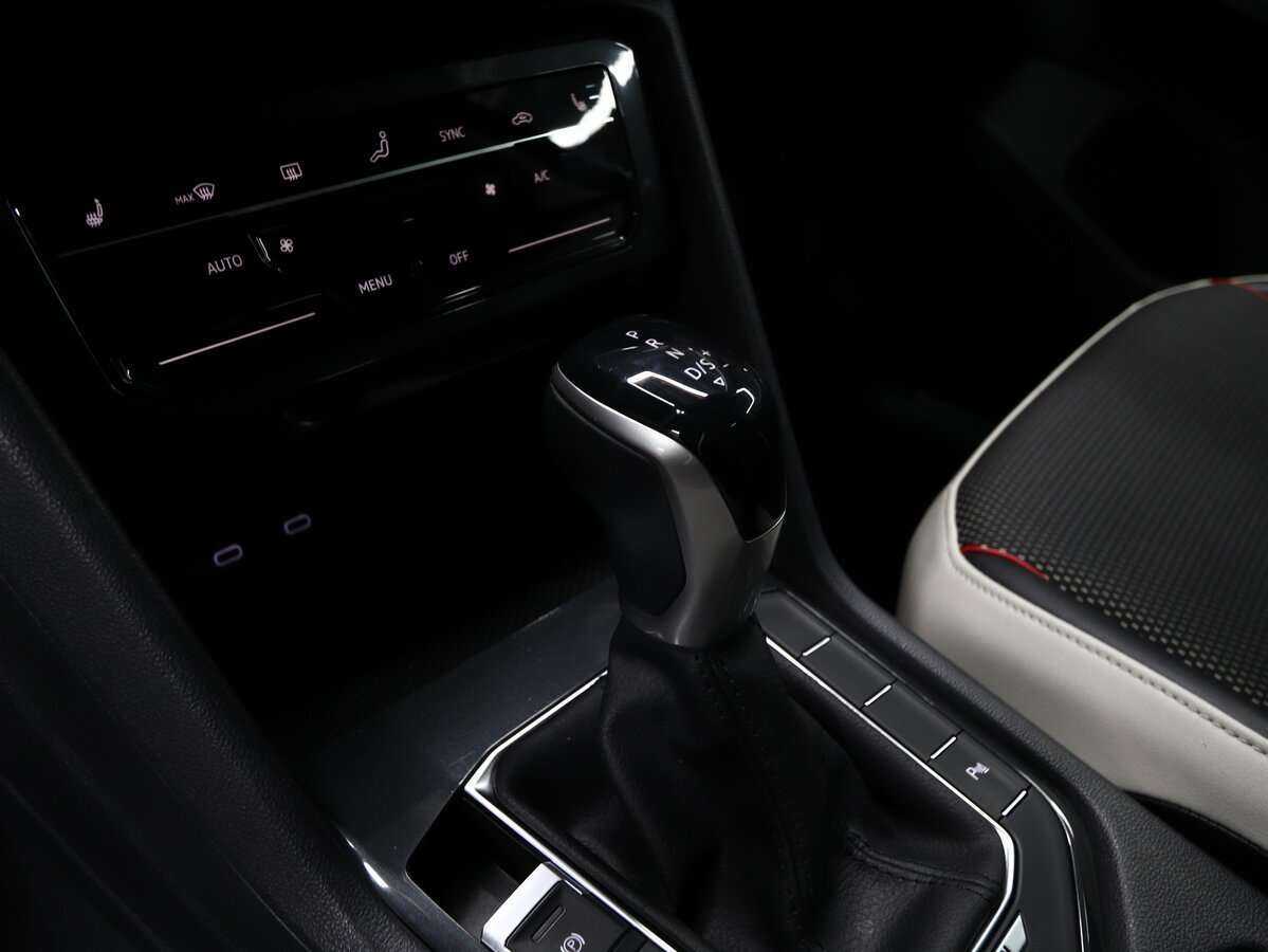 Volkswagen Tiguan с пробегом — 2021 год. Фото: #8