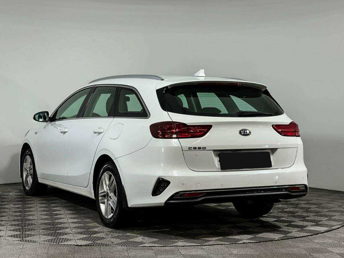 Kia Ceed с пробегом — 2021 год. Фото: #6
