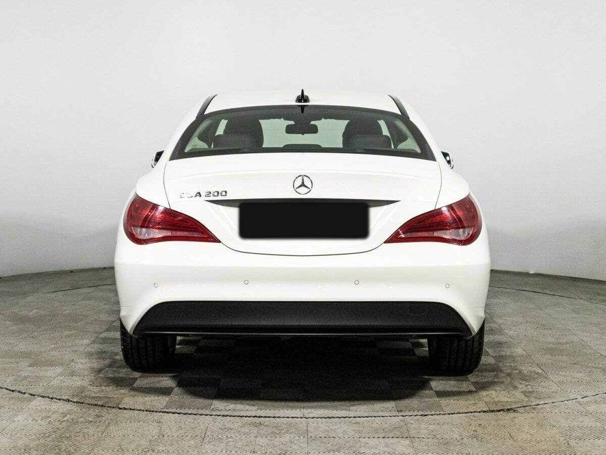 Mercedes-Benz CLA с пробегом — 2015 год. Фото: #5