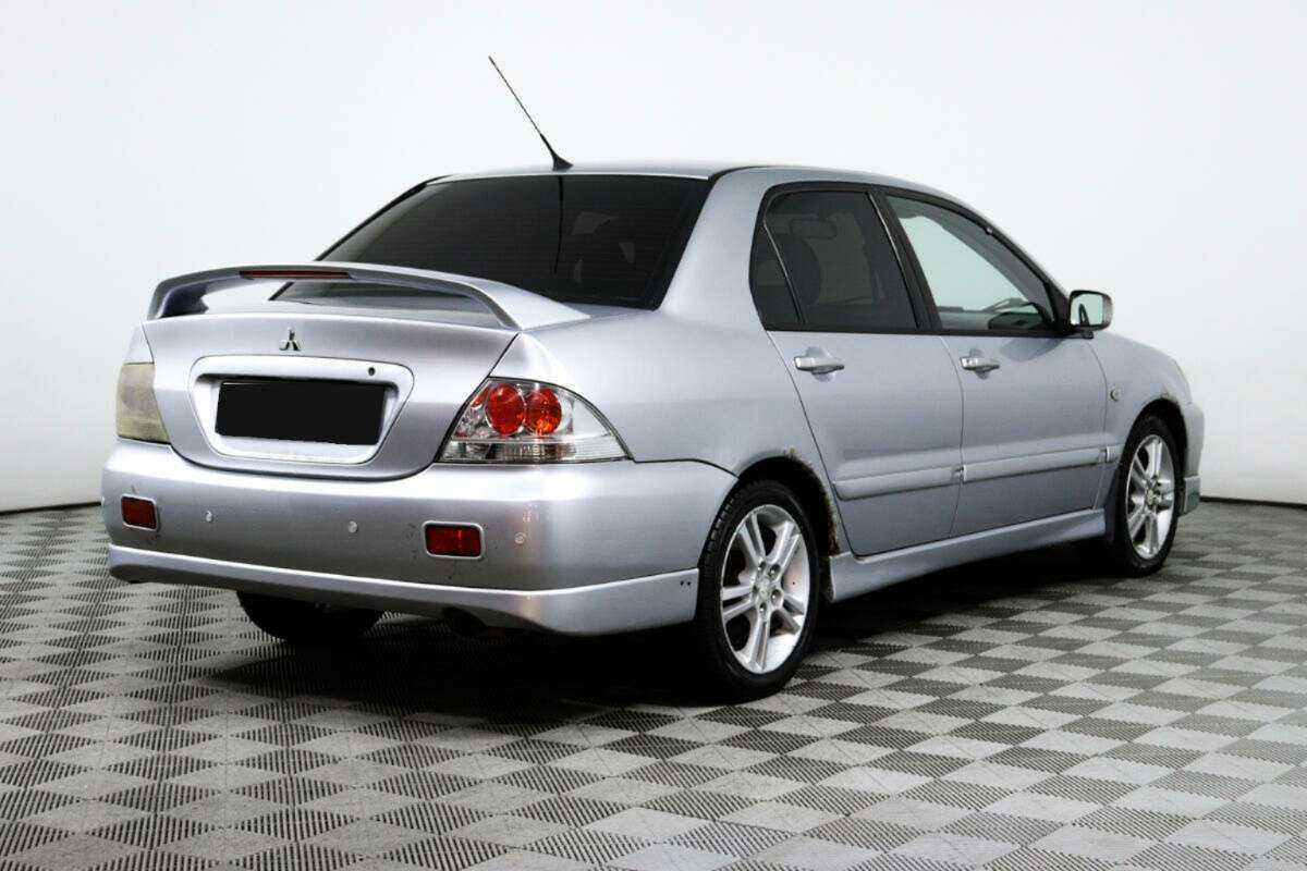 Mitsubishi Lancer с пробегом — 2005 год. Фото: #4
