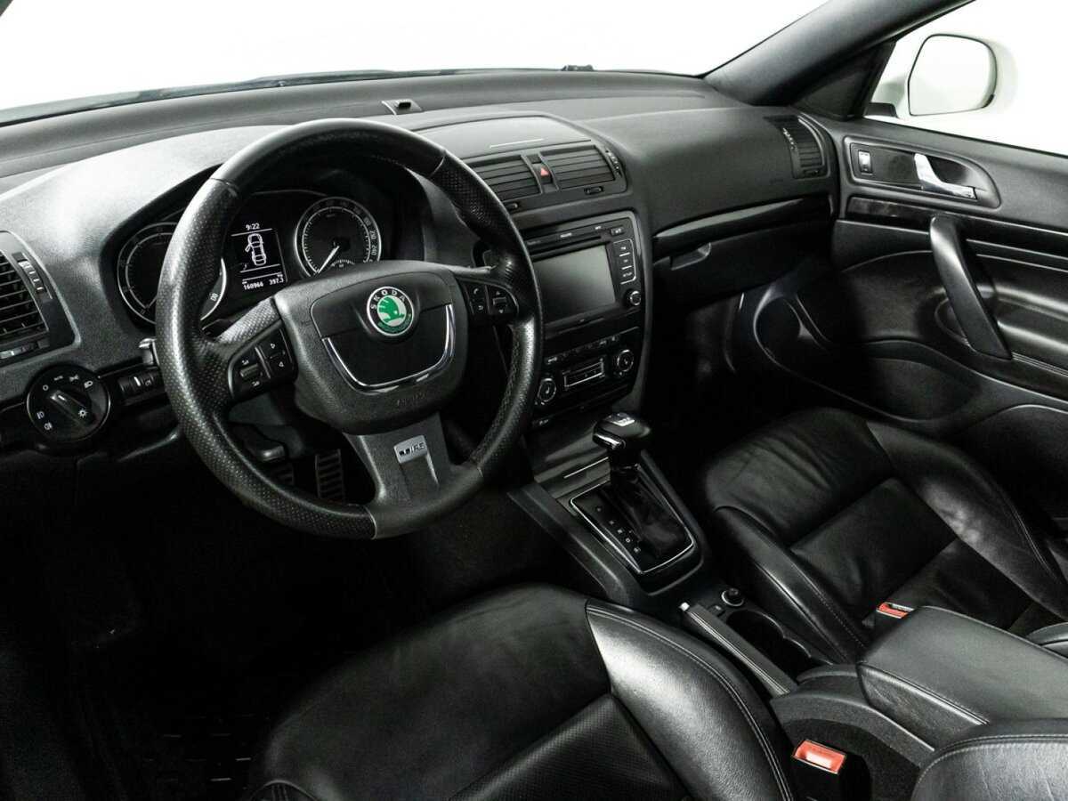 Skoda Octavia RS с пробегом — 2012 год. Фото: #10